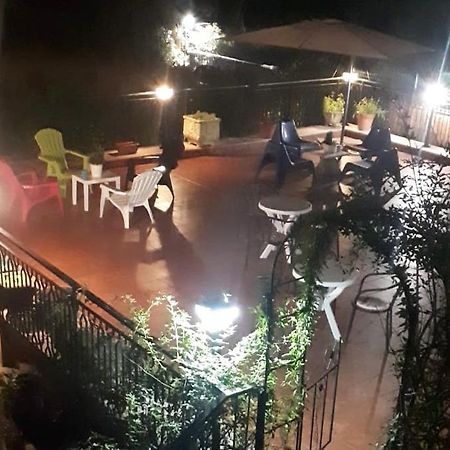 Le Streghe Di Roma Hotell Eksteriør bilde