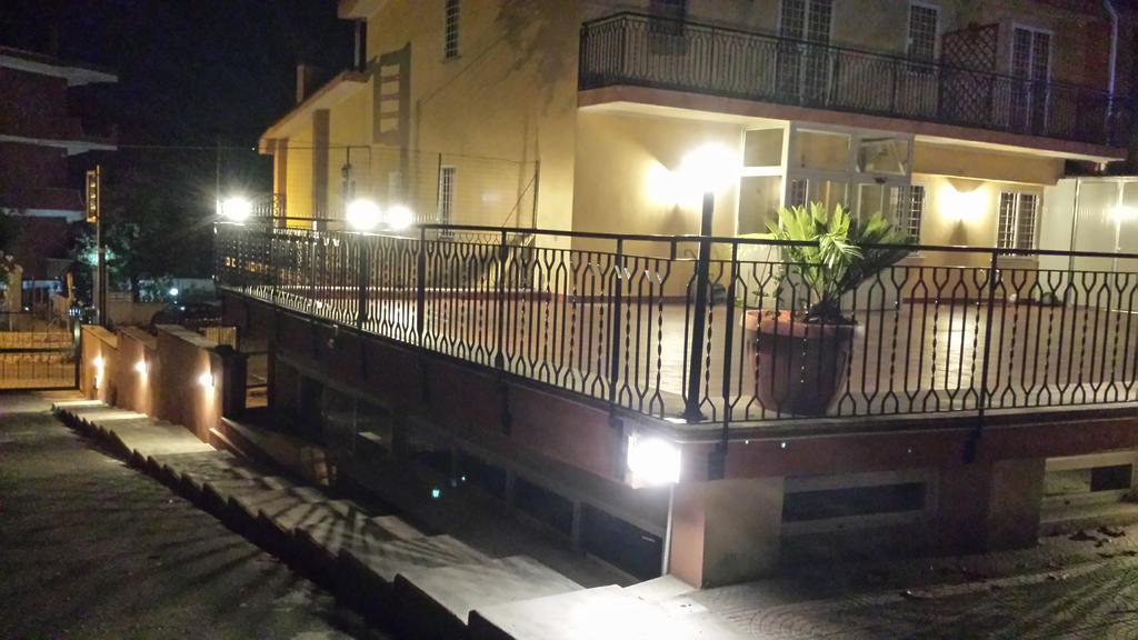 Le Streghe Di Roma Hotell Eksteriør bilde
